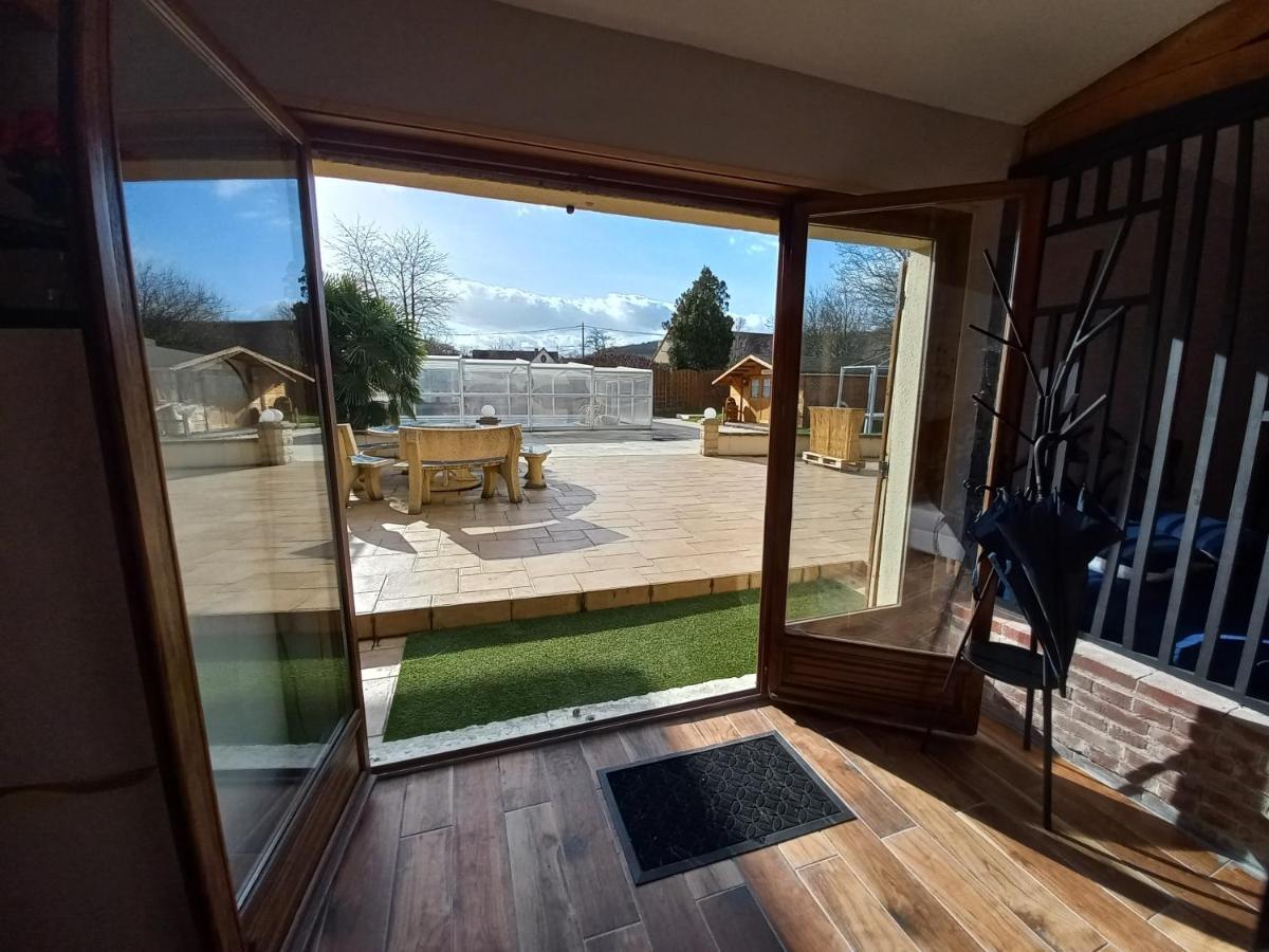 L'Annexe- Guest House Avec Piscine Studio Avec Coin Chambre Rosny-sur-Seine Kültér fotó